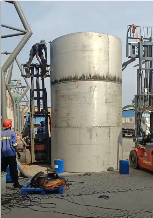 Customer: The Republic of Zimbabwe's 60T Storage Tank