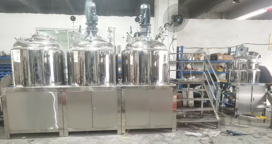 Un buon prezzo. 500L Homogenizzatore a vuoto fisso Miscelatore emulsionante per crema di lozione per il corpo cosmetica in linea