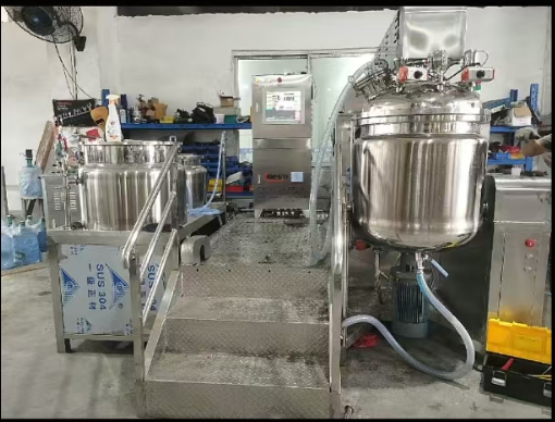 Ein guter Preis. SUS316L/SUS304 Vakuum -Homogenizer -Emulgator für Kosmetikcreme Online