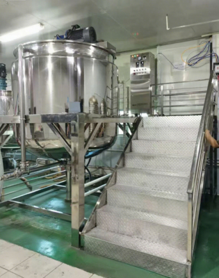 Un buon prezzo. SUS304 SUS316 Emulsionante omogenizzante a vuoto multifunzionale per lozioni a base di crema in linea