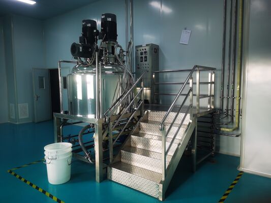 Un buon prezzo. 500L di acciaio inossidabile pasta da denti macchina di produzione omogenizzatore a vuoto miscelatore emulsionante in linea